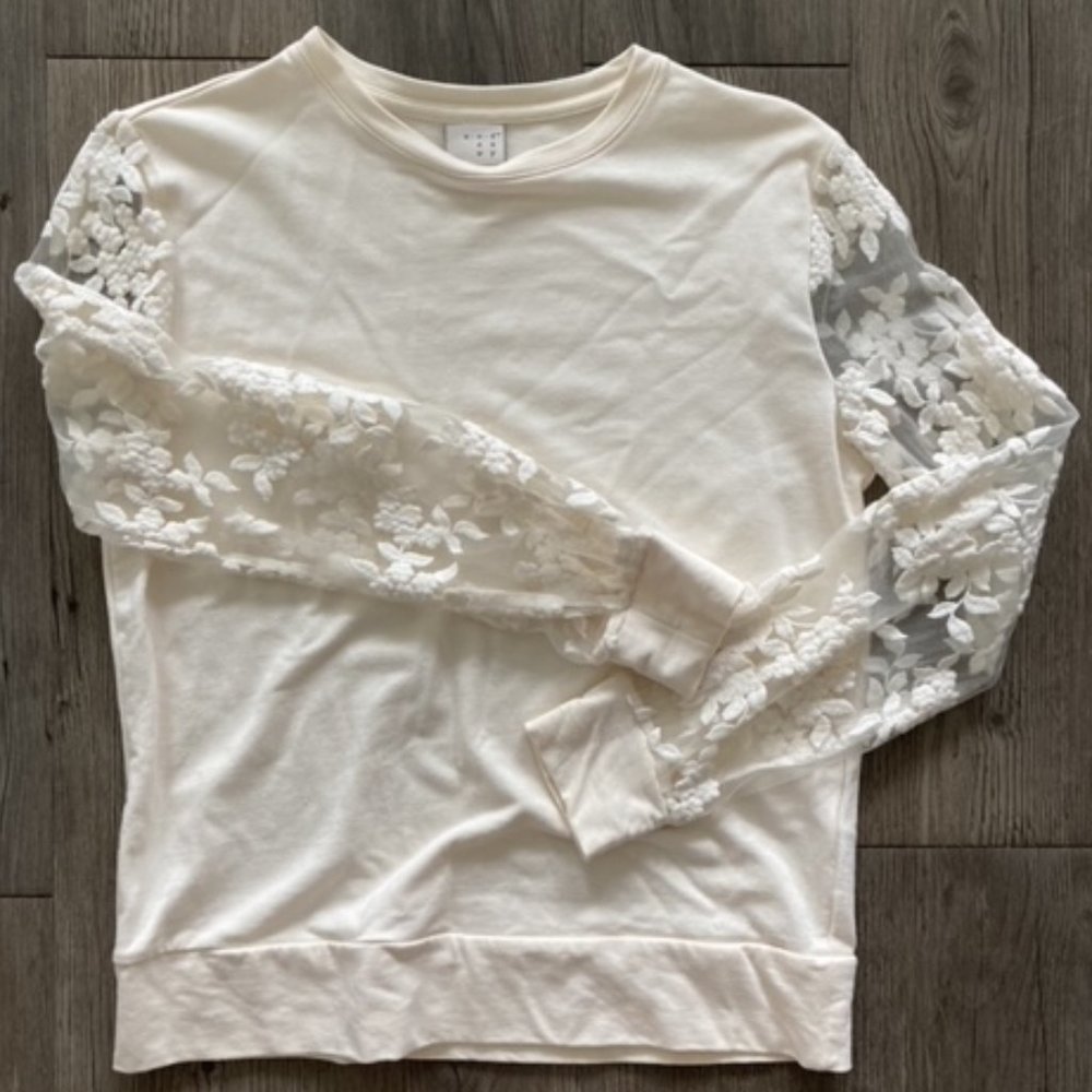 A New Day - Lace Sleeved Cream Pullover